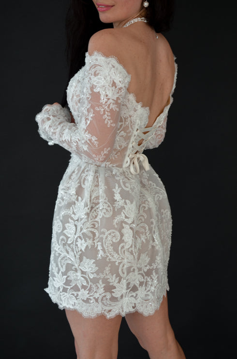 Short wedding dress